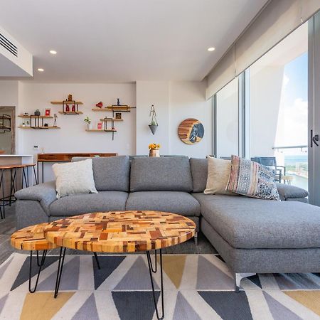 Ocean View Condo - Beach, Pool & Jacuzzi! Cancún Kültér fotó