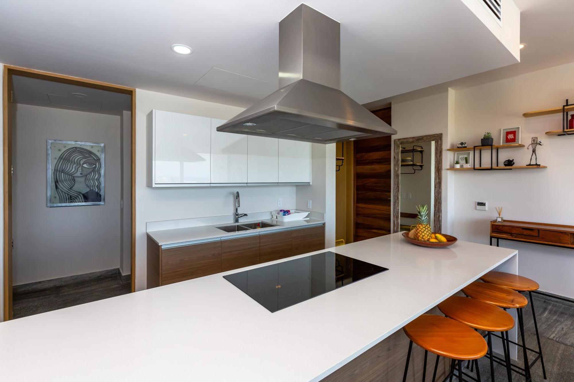Ocean View Condo - Beach, Pool & Jacuzzi! Cancún Kültér fotó